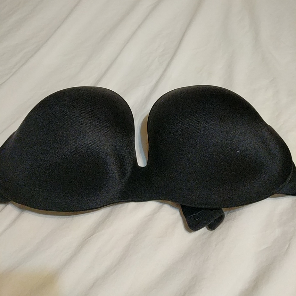 Warners black strapless bra